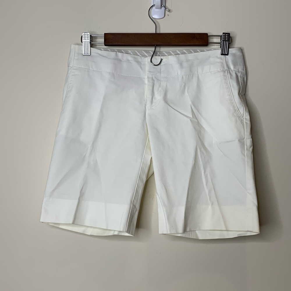 Gap | White Stretch Cotton Blend Chino Pocket Shorts 1 Petite - Picture 1 of 8